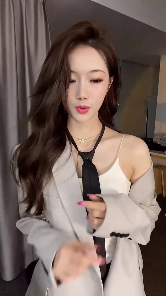 如果不介意拿我当个壁纸
