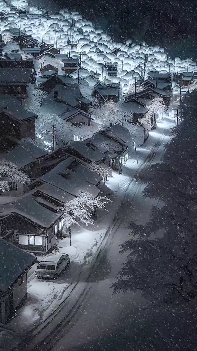 飘雪的小镇