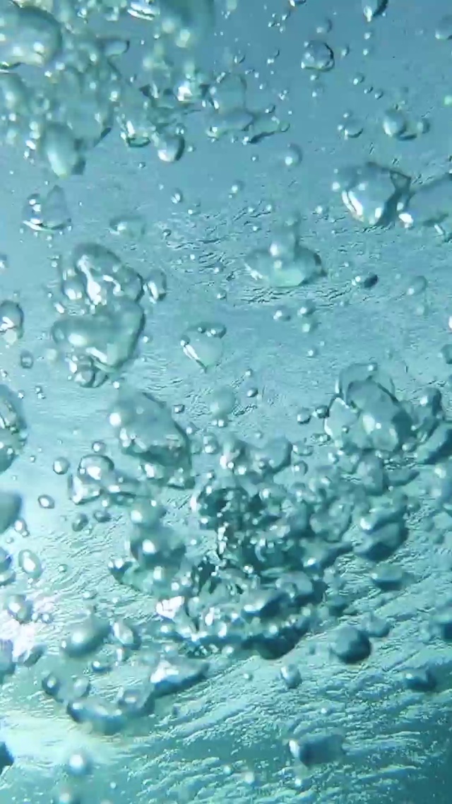 4K 高清 水中上浮的气泡