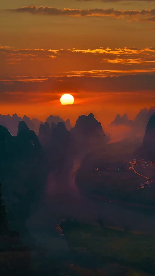 此景只应天上有，人间难得几回闻