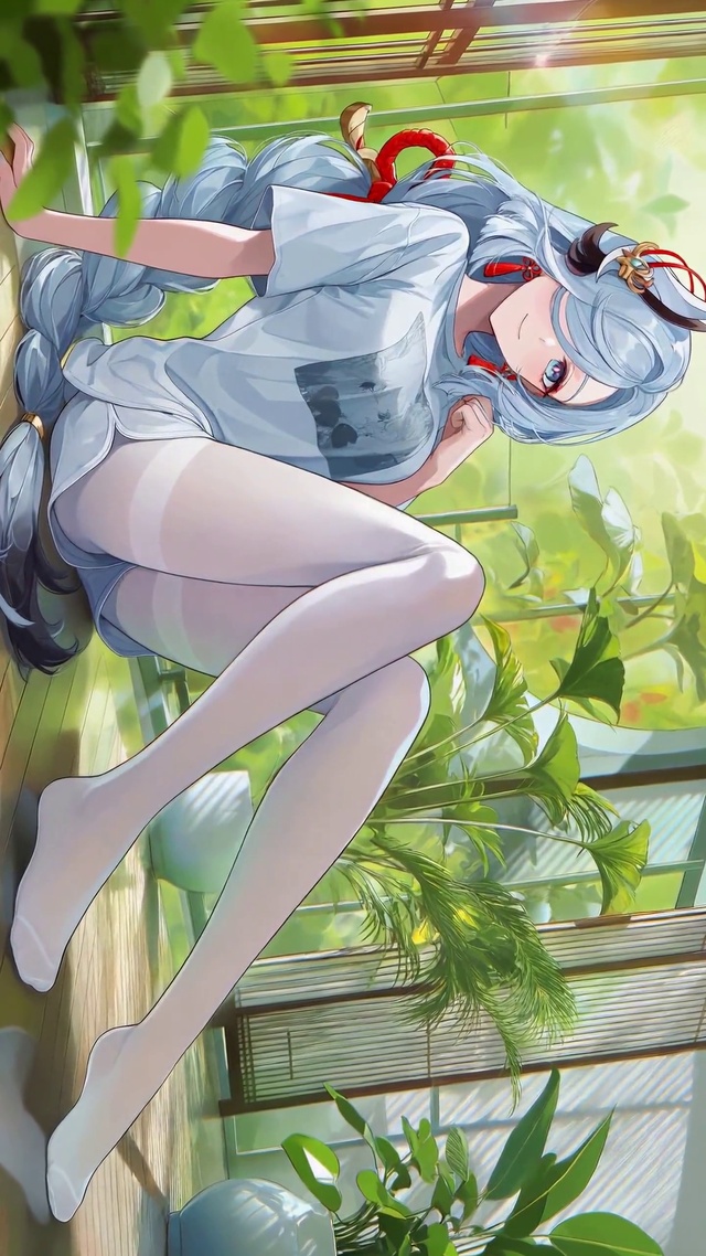 窗边休闲银发美少女申鹤