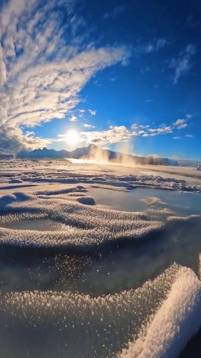 晓看天色暮看云