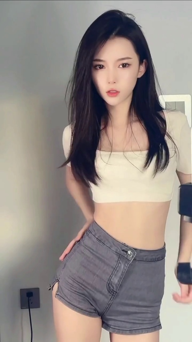 小蛮腰