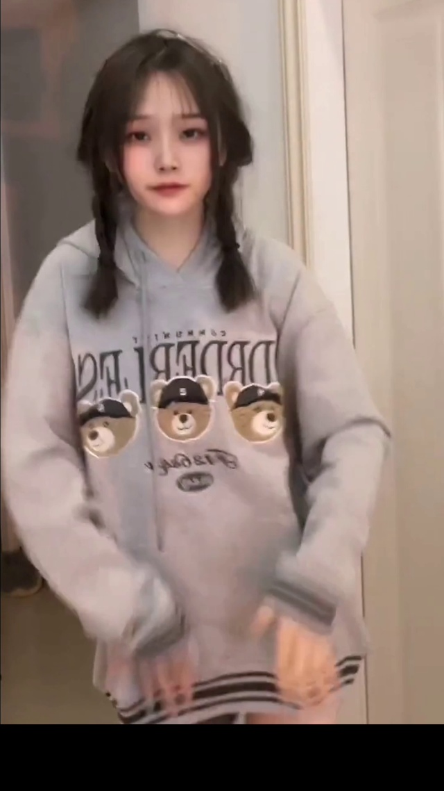 曹芳 (美女手机动态壁纸) 美女手机壁纸下载 元气壁纸