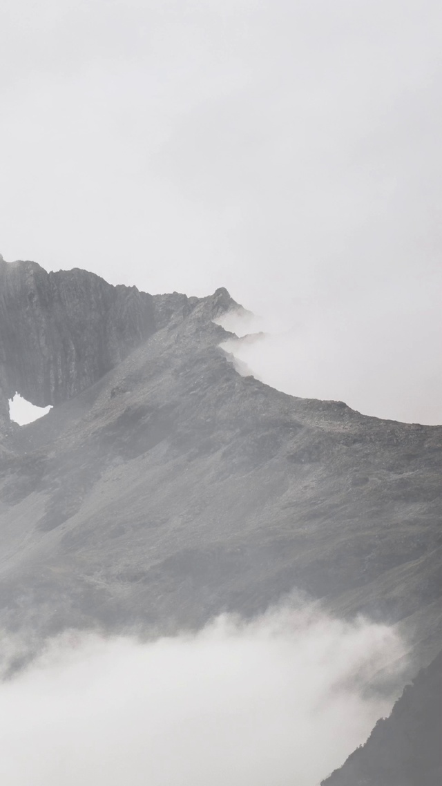 云雾缭绕 山雾(风景手机动态壁纸) - 风景手机壁纸下载 - 元气壁纸