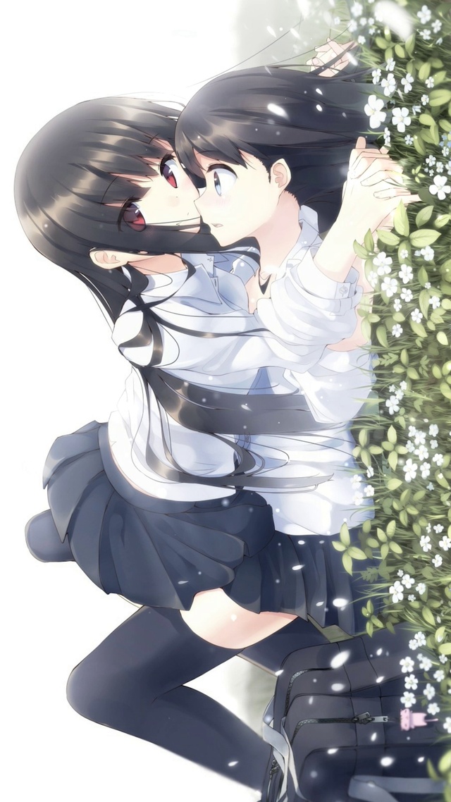 两个女孩