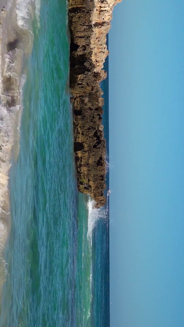 碧蓝大海