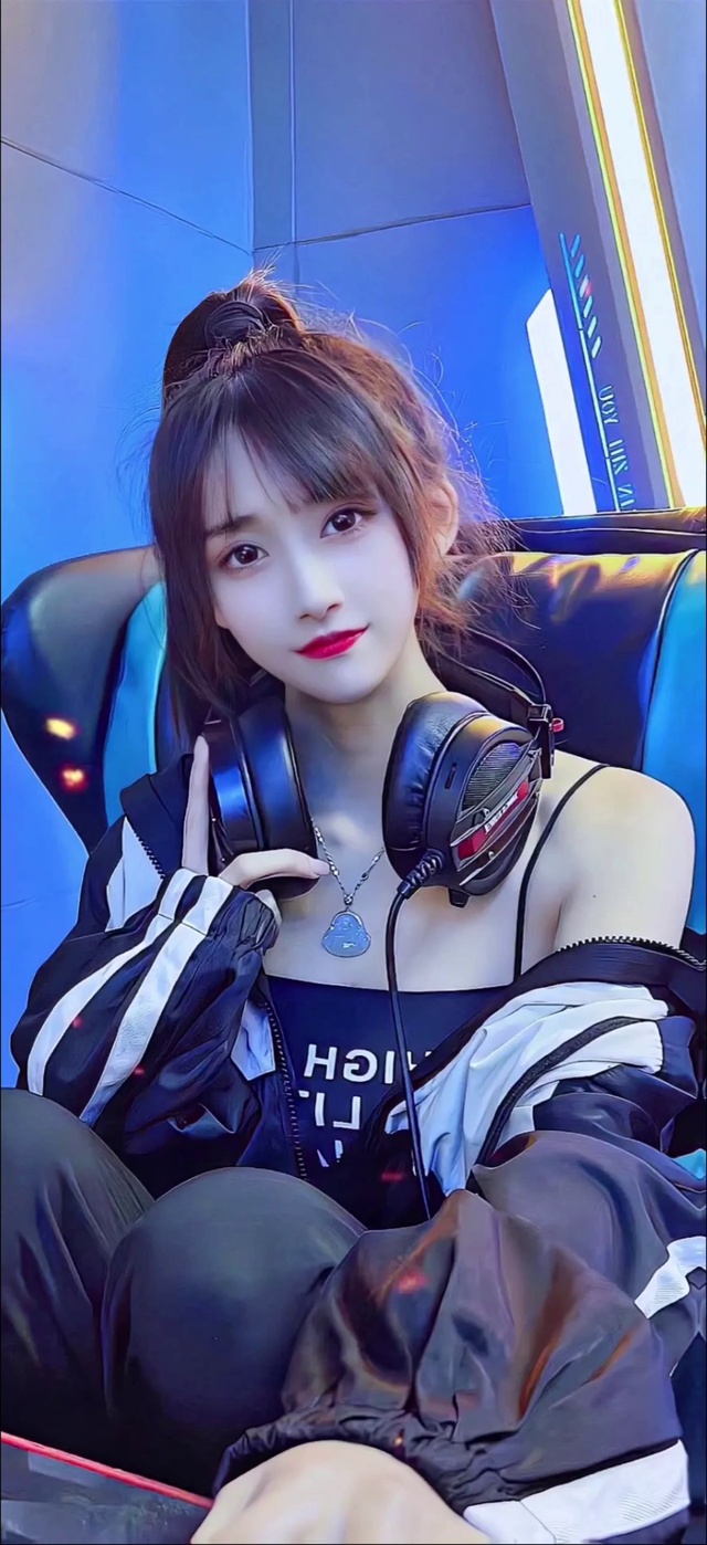 陪你一起打游戏