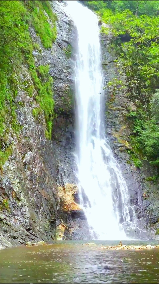 4K唯美山水瀑布