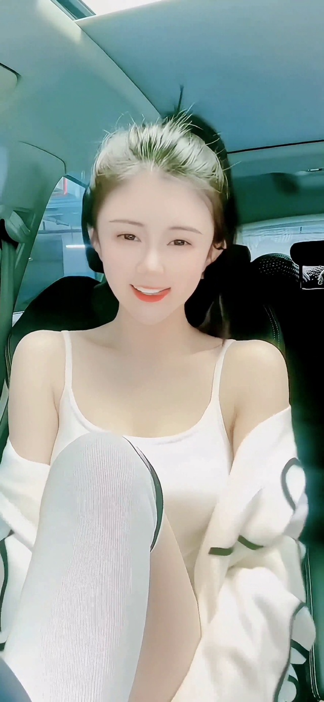 心动小甜妹楚楚动人可爱清新美女