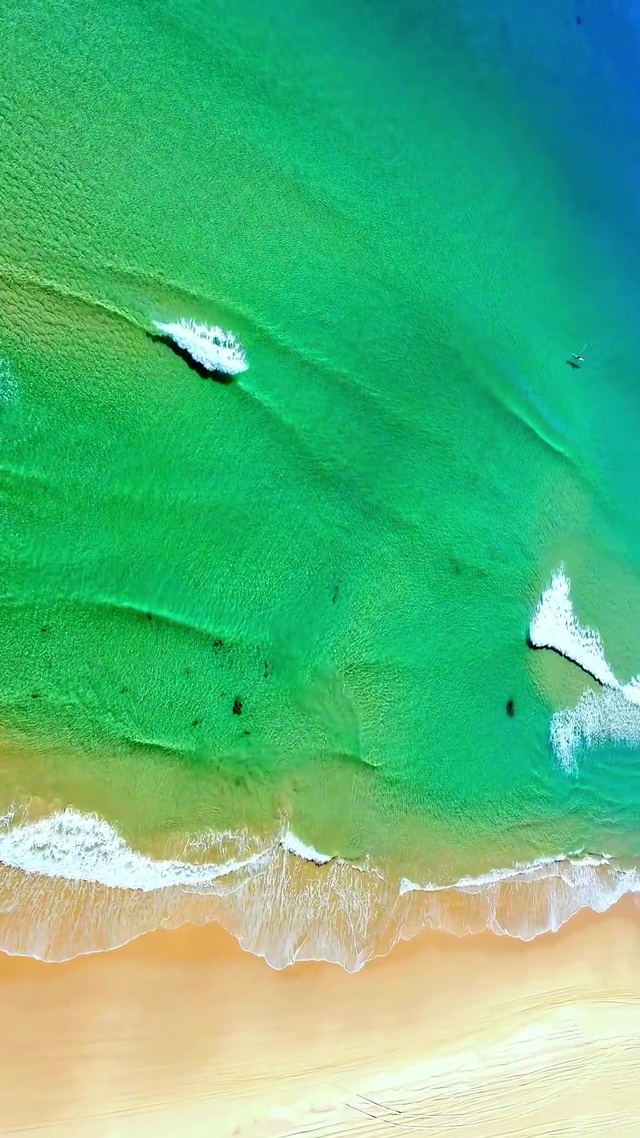 唯美沙滩海浪4K