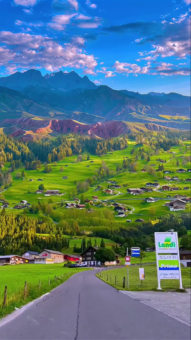 山脚小镇