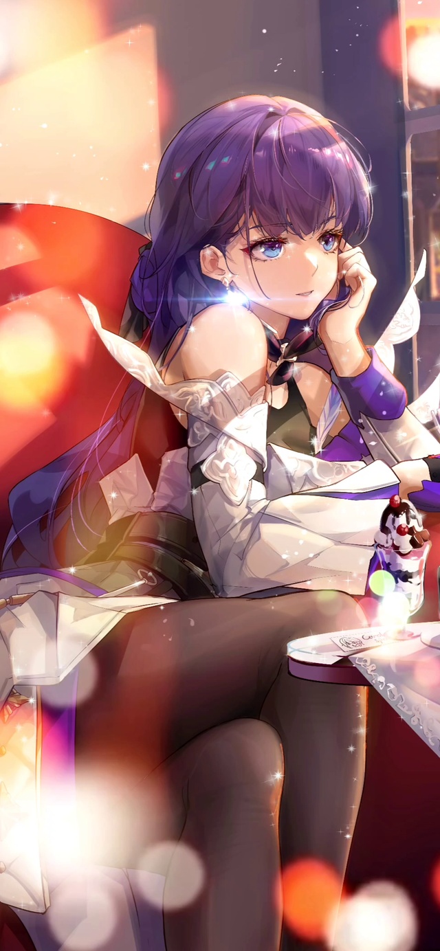 紫发黑丝二次元美少女