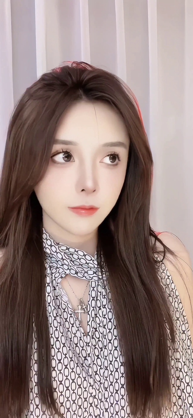 好漂亮清纯的美女姐姐