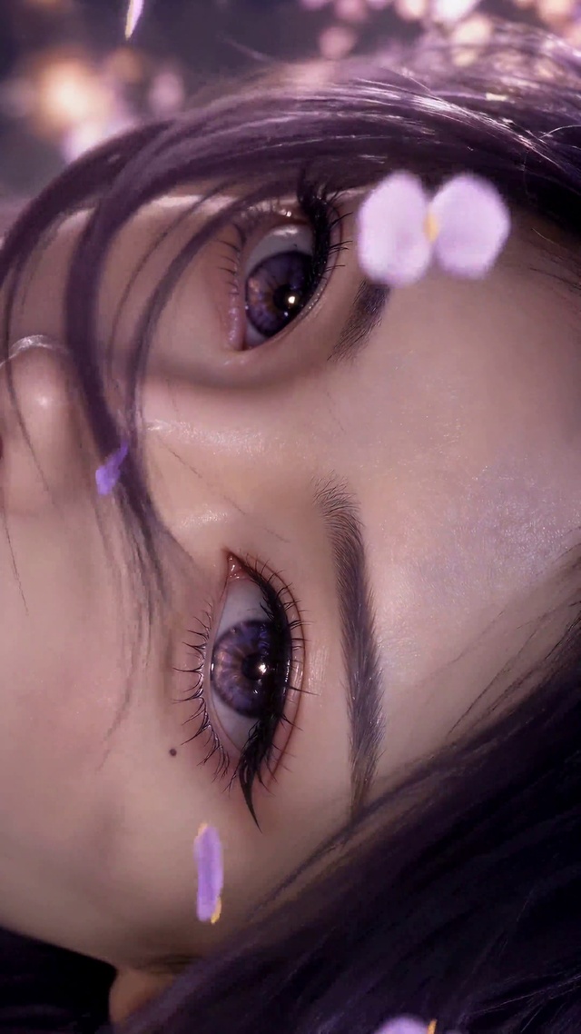 紫发紫瞳氛围感美少女