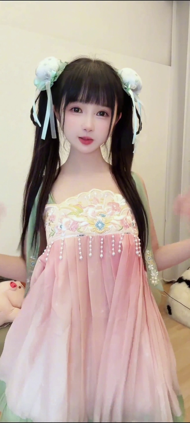 超可爱美女治愈清纯性感甜美迷人