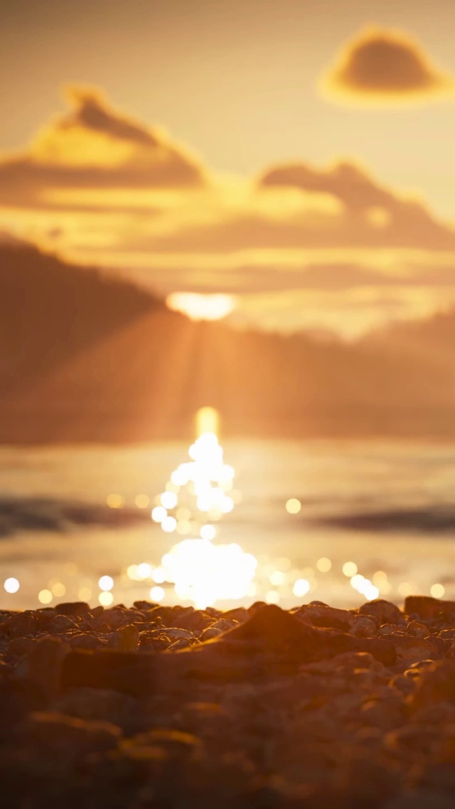 唯美夕阳湖畔