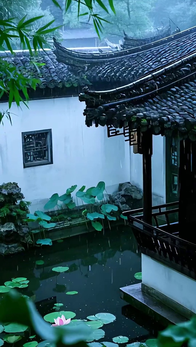 愿你与每一场雨相遇时，都能听见内心的回响 