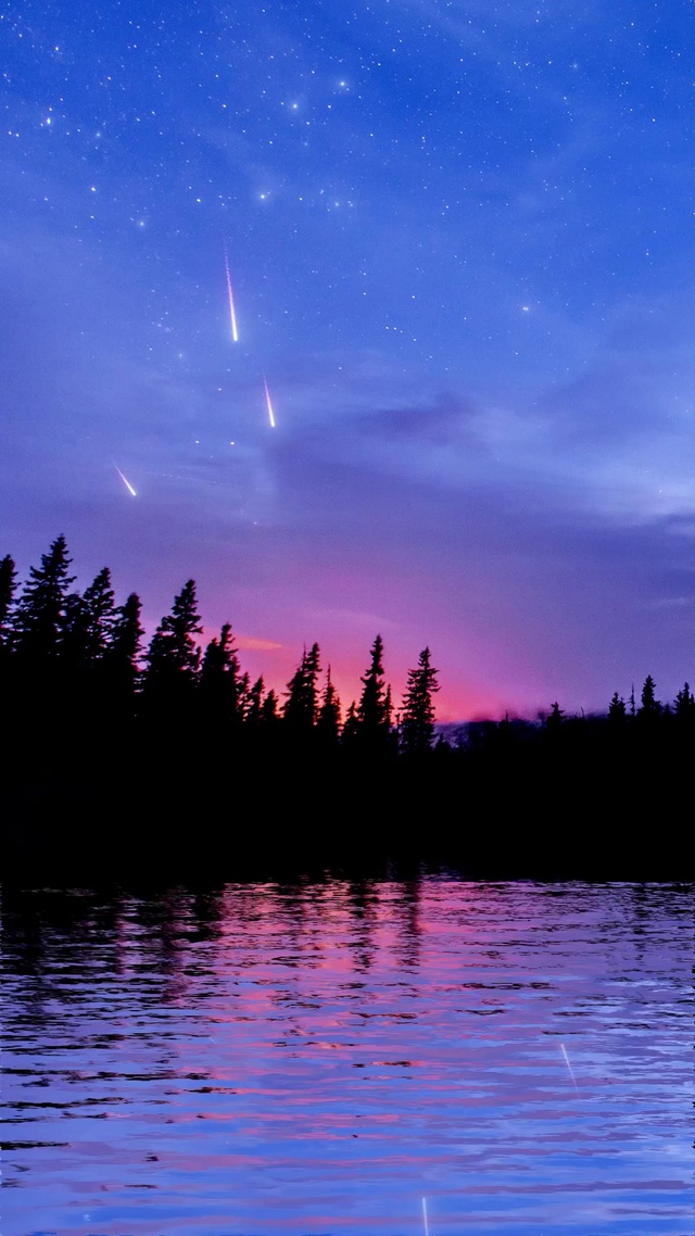 4k梦幻唯美湖面上的流星