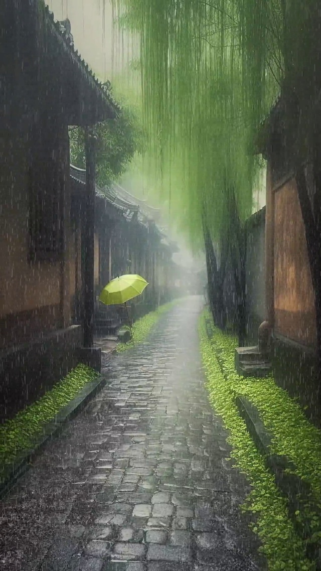 古镇雨天