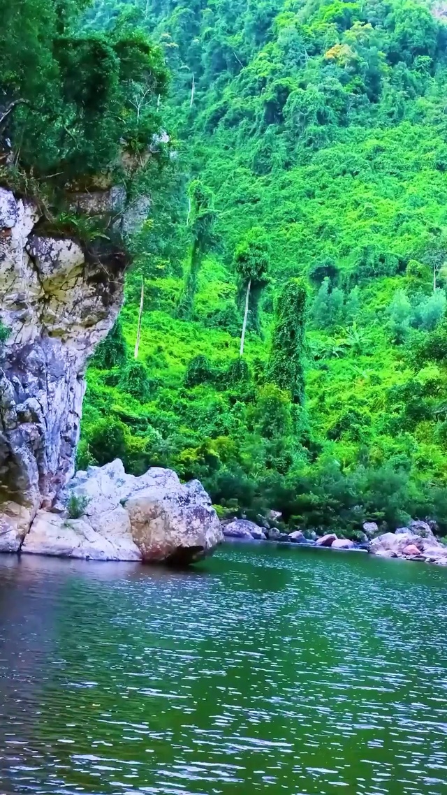 山清水秀