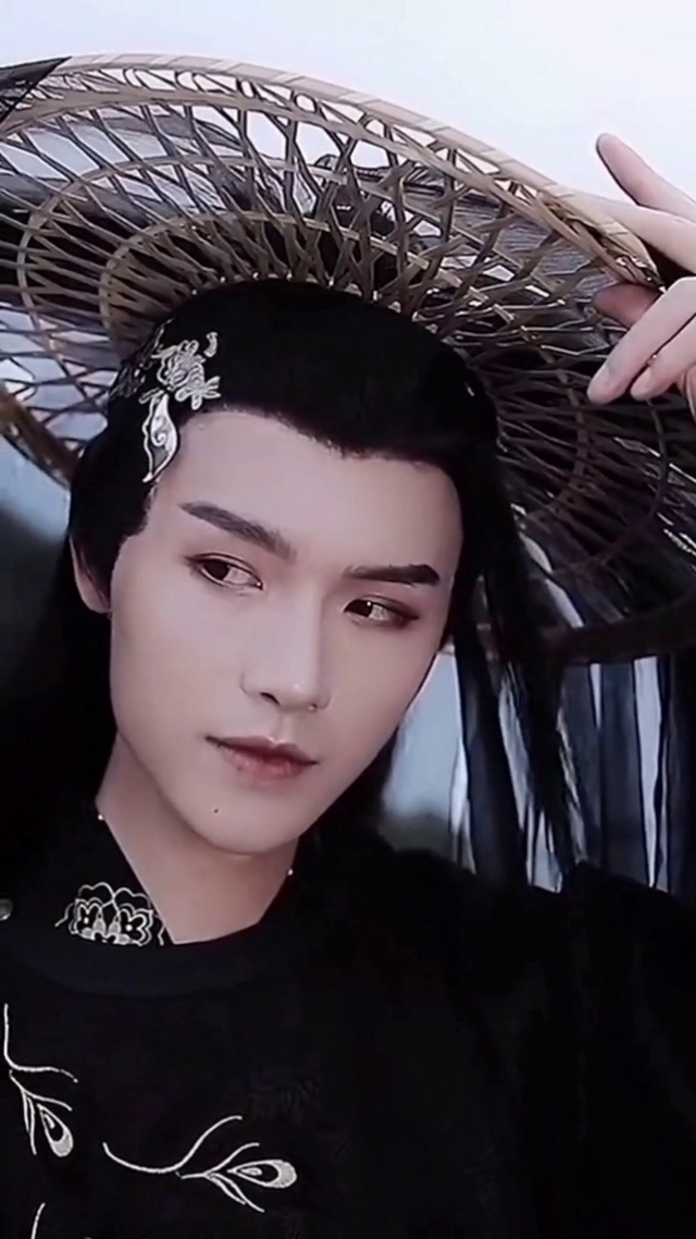 来个小哥哥给小姐姐们