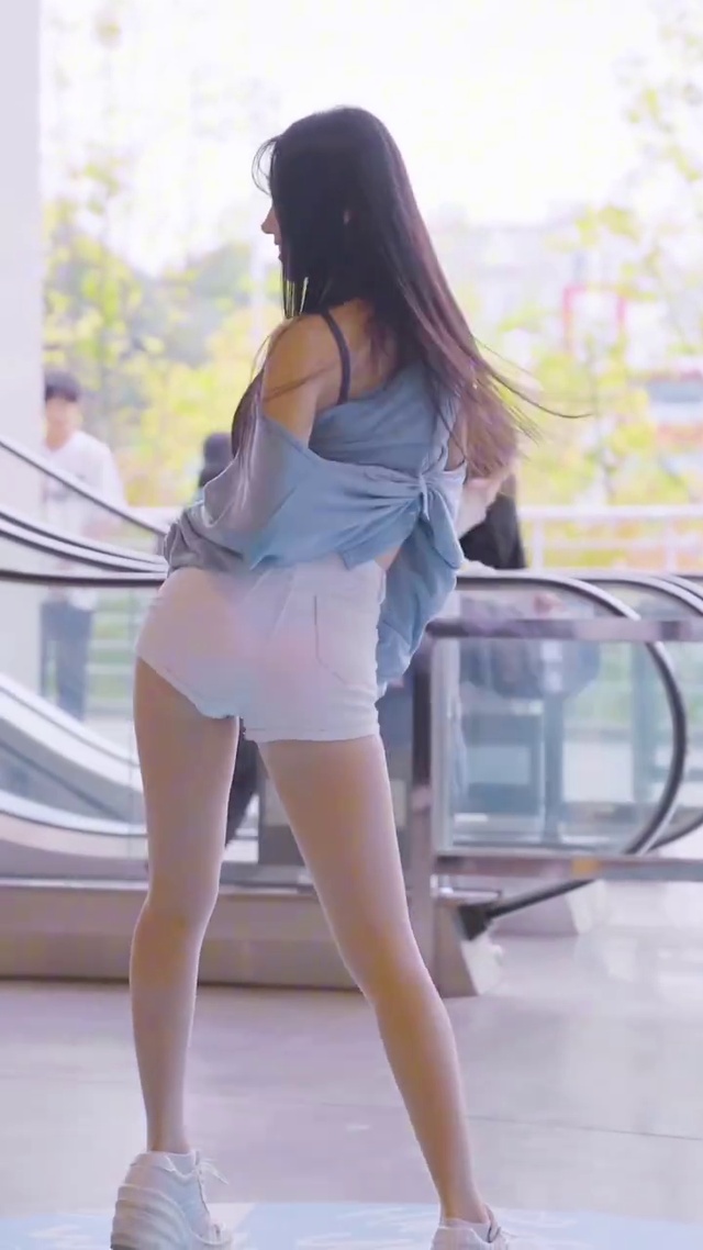 爱跳舞的美女