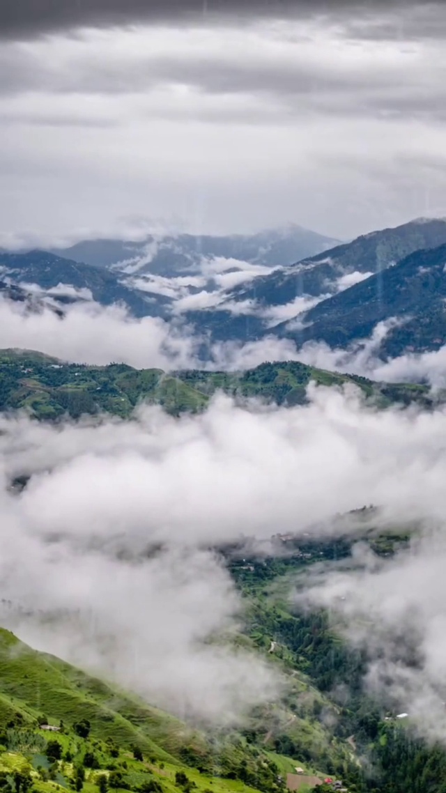 云里雾里仙境一样(风景手机动态壁纸) - 风景手机壁纸下载 - 元气壁纸