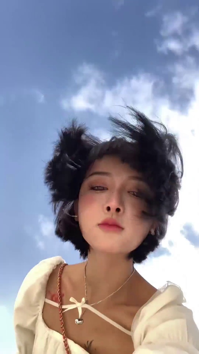气质美女
