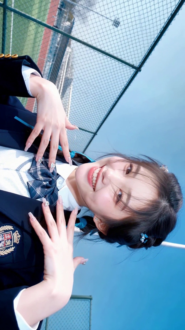 晴天清纯美少女