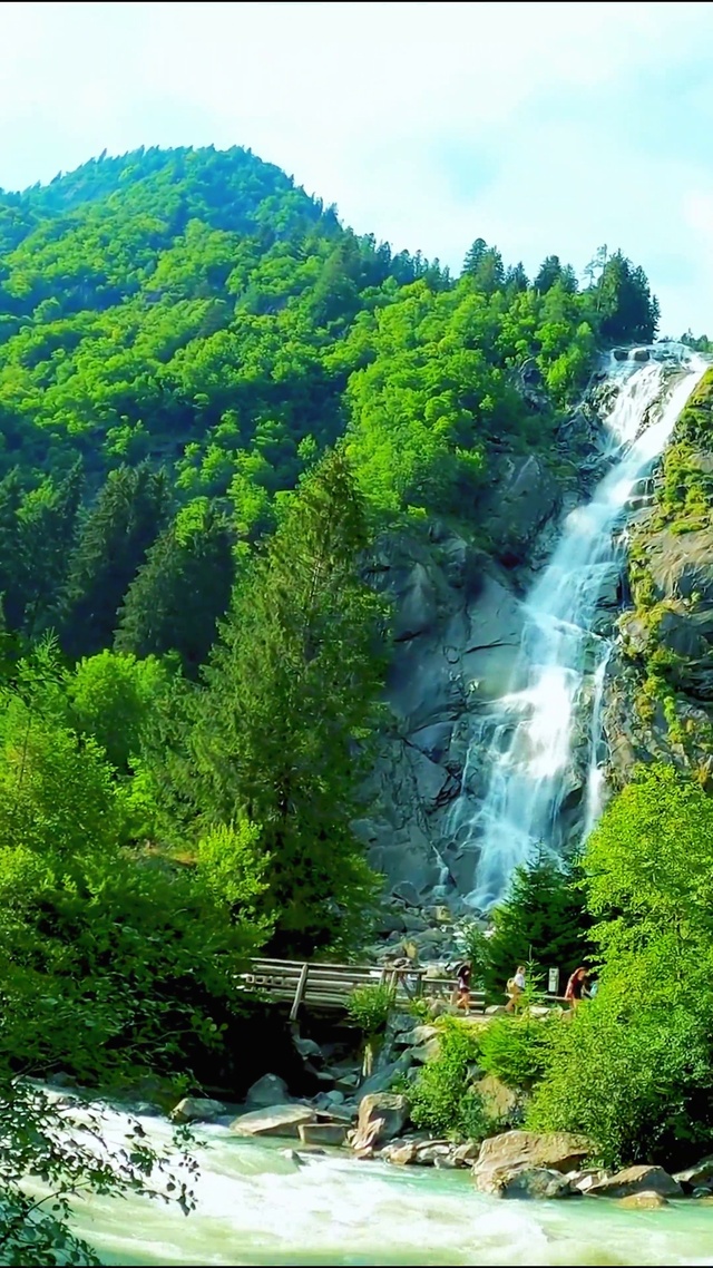 4K唯美山涧瀑布溪流