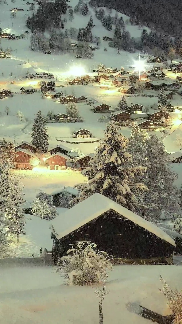 治愈唯美雪景小镇