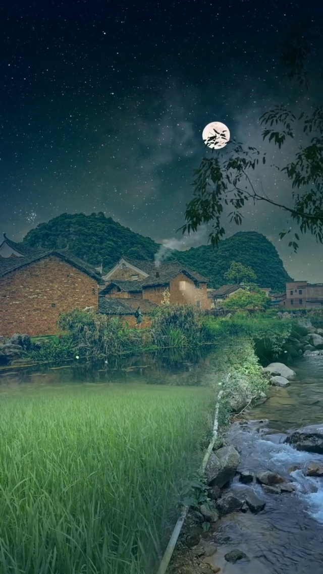 月色尤其温柔，人间皆是浪漫