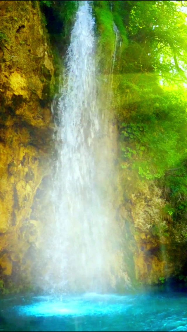 青山绿水瀑布 4K