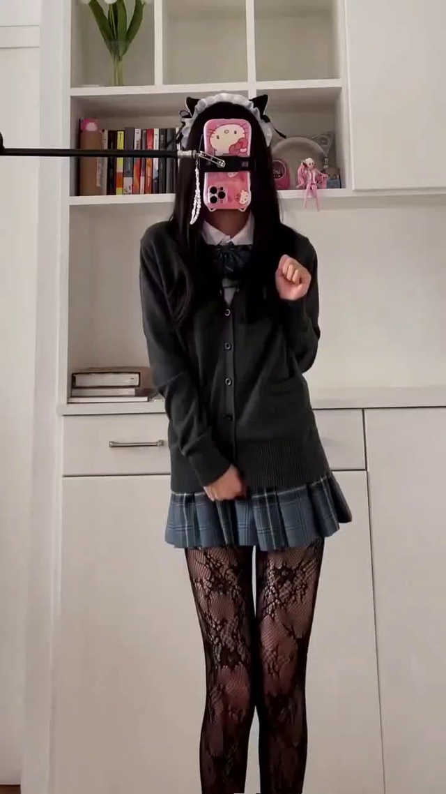 美女变装