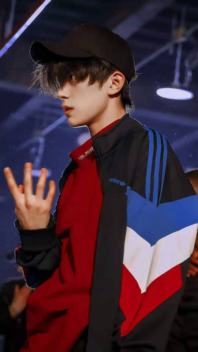 易只烊烊