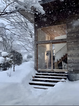 木屋风雪