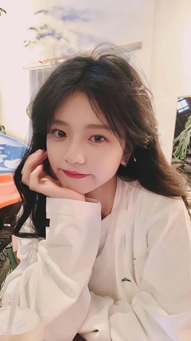可爱气质少女