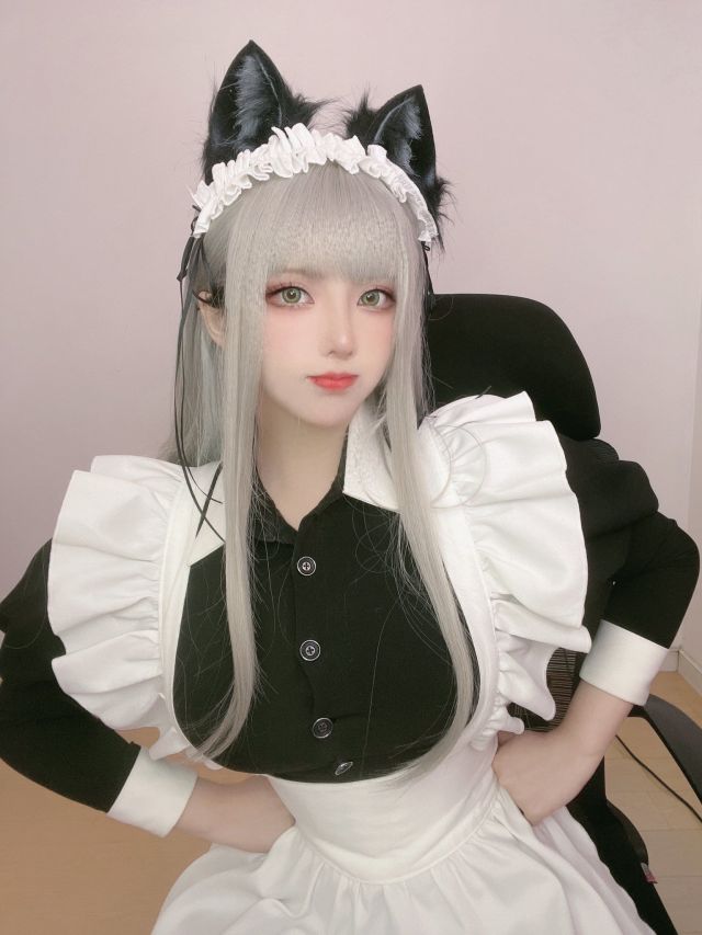 微信桌面壁纸猫系女仆