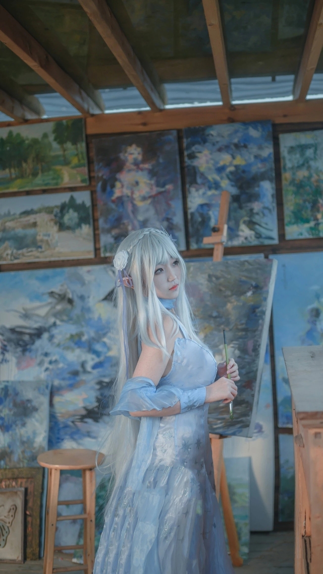 微信屏保壁紙水晶禮服艾米莉亞『小橘子』