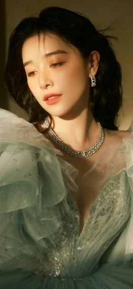 美女