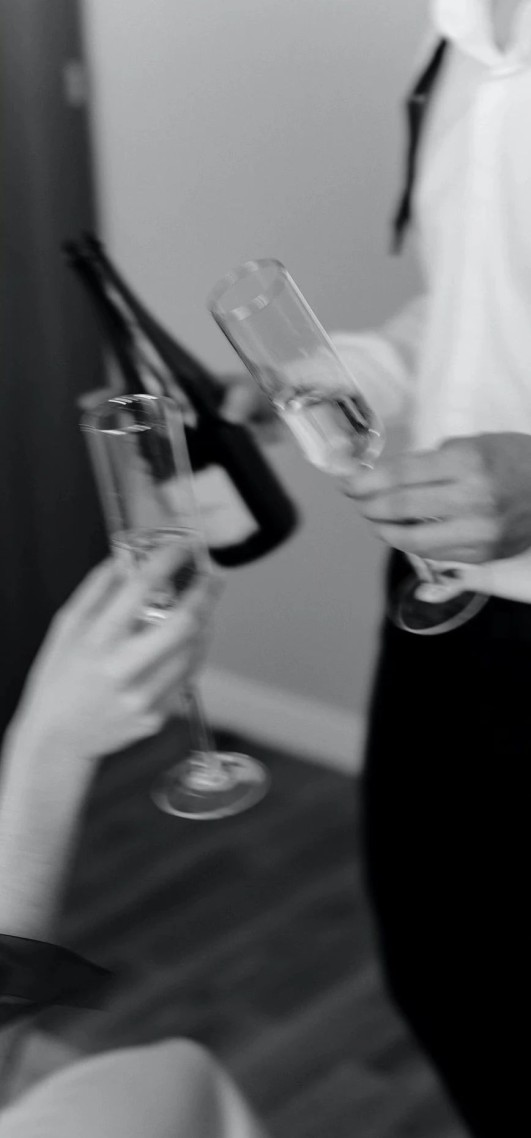 碰杯