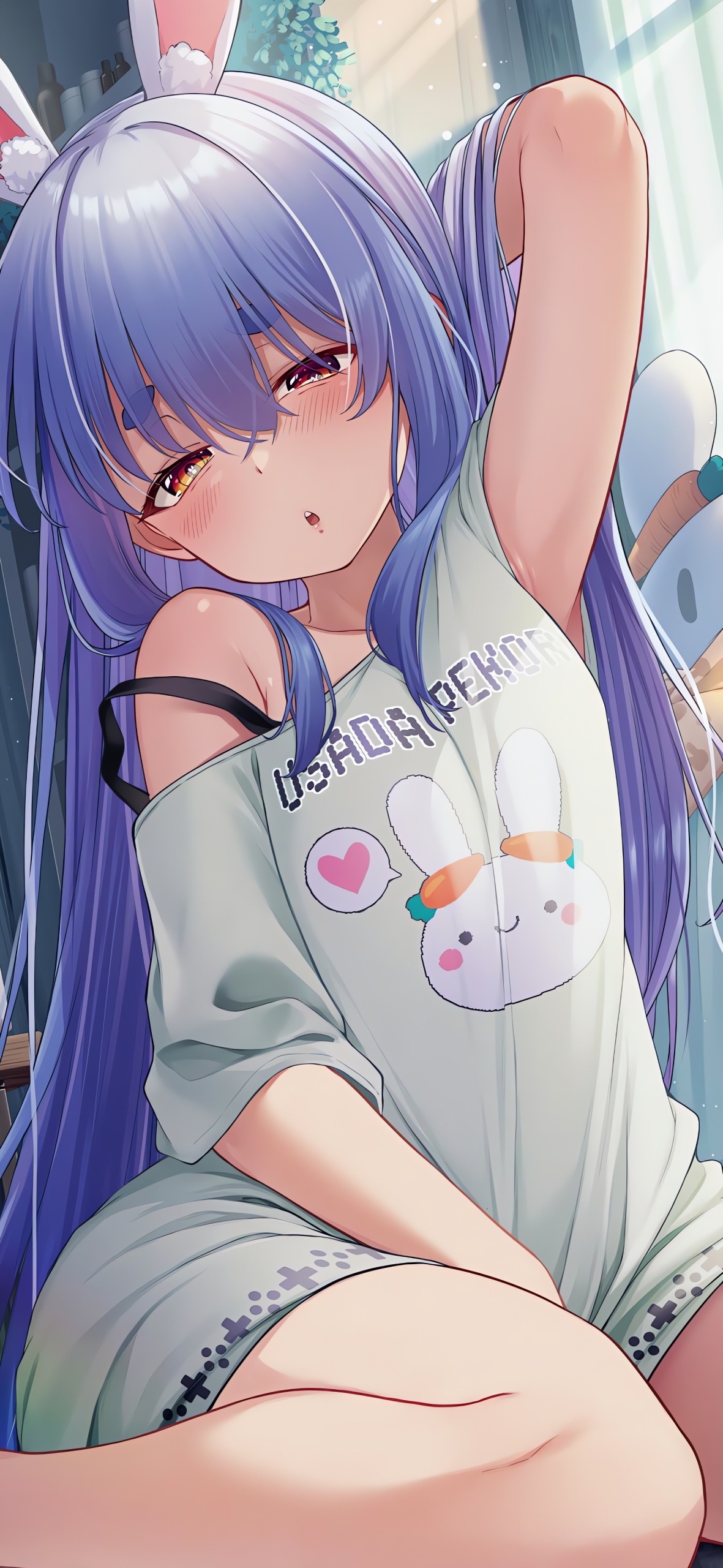 睡衣藍發美少女
