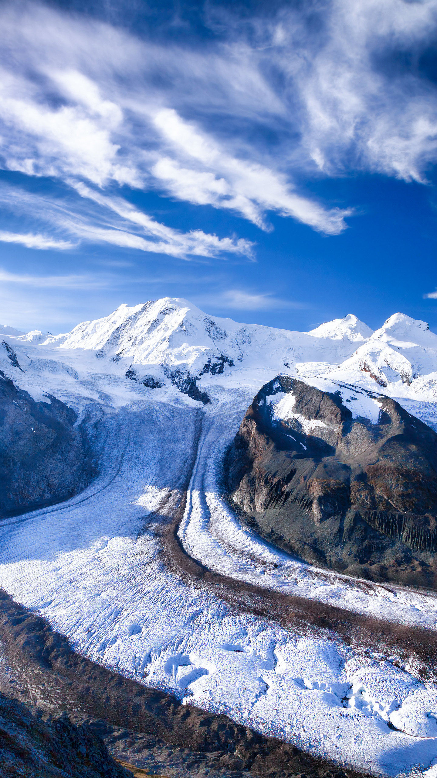 +高原上的雪山 风景屏保图片