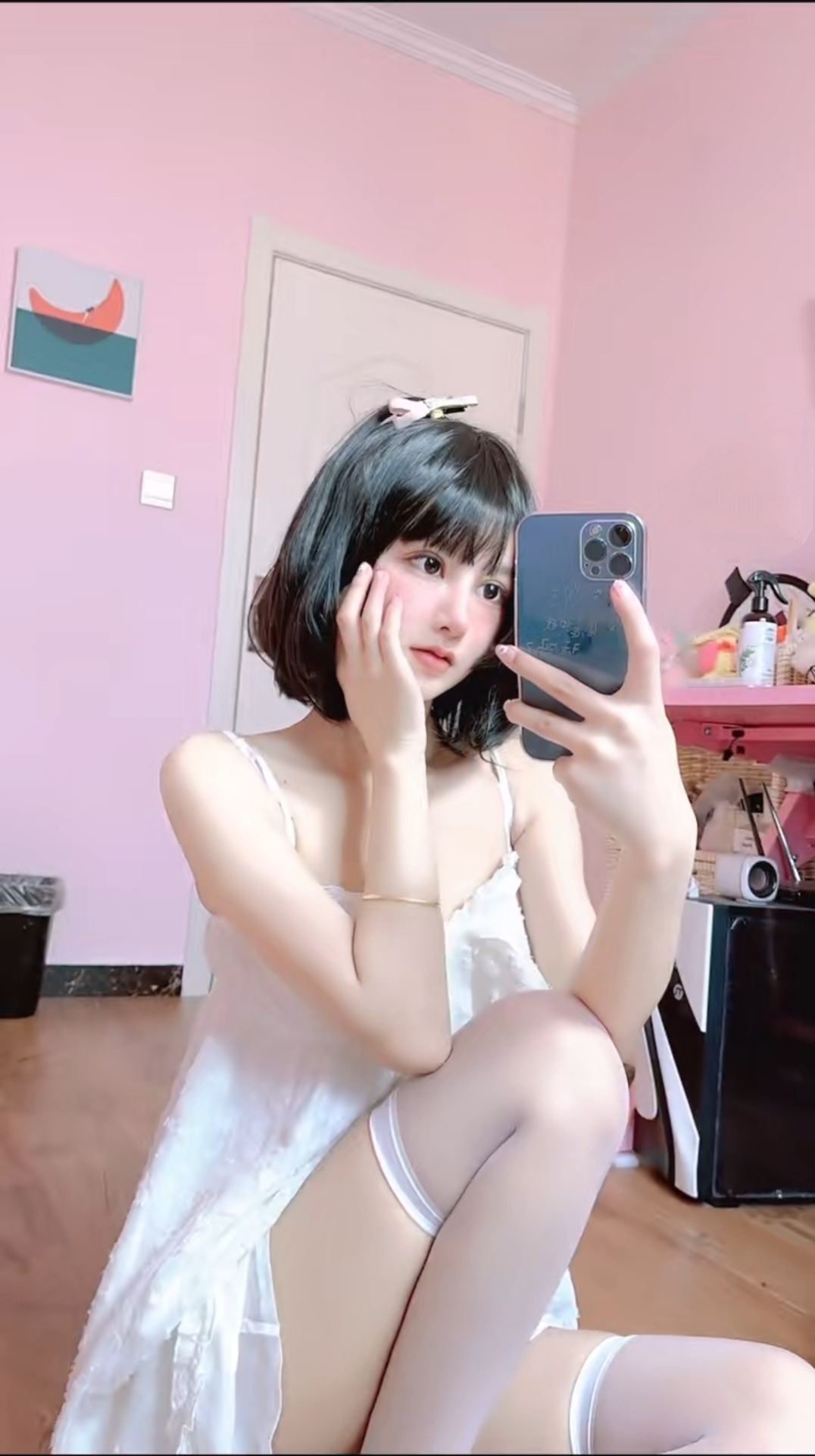 手機屏保壁紙美女