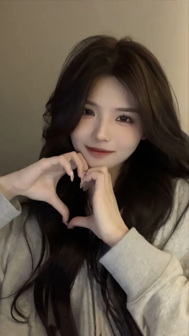 美女