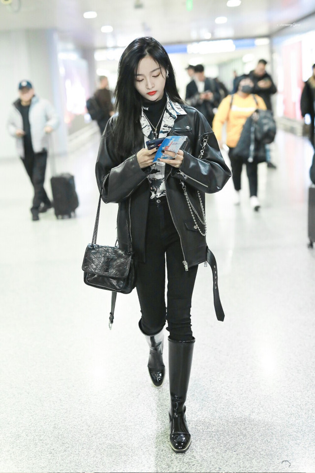 微信背景壁紙吳宣儀