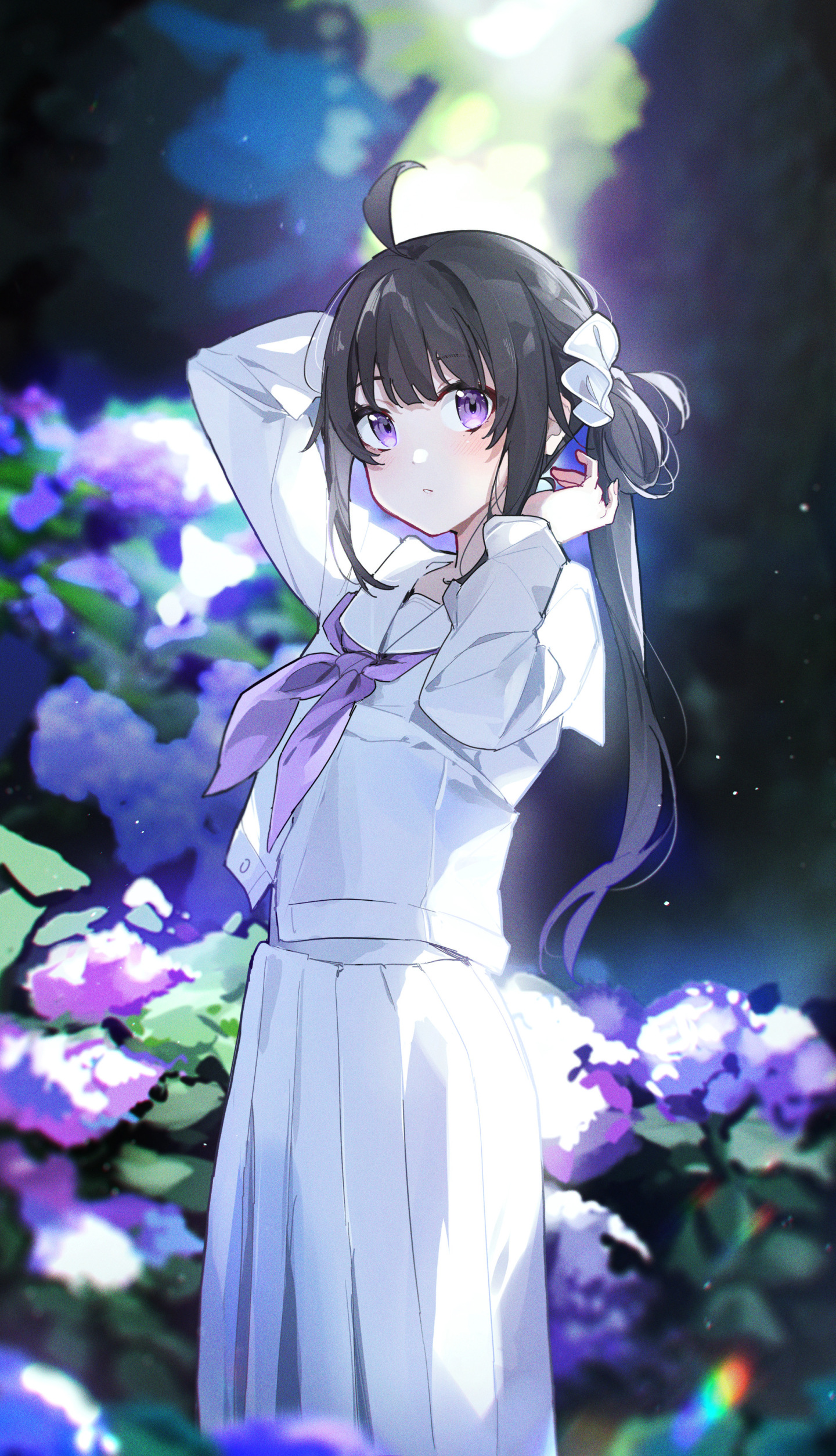 花叢中的少女