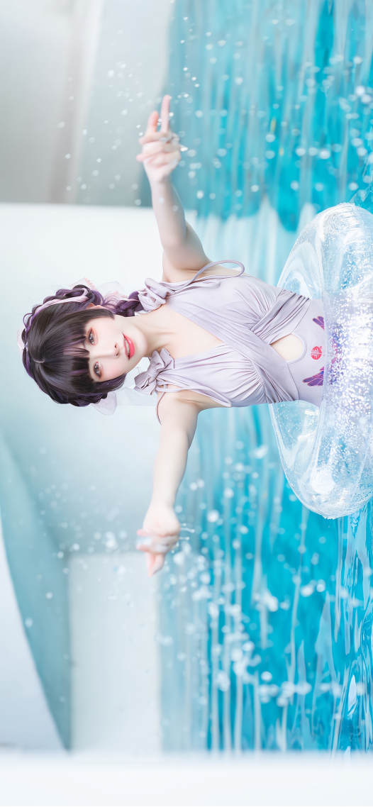 高清4K泳池美女2