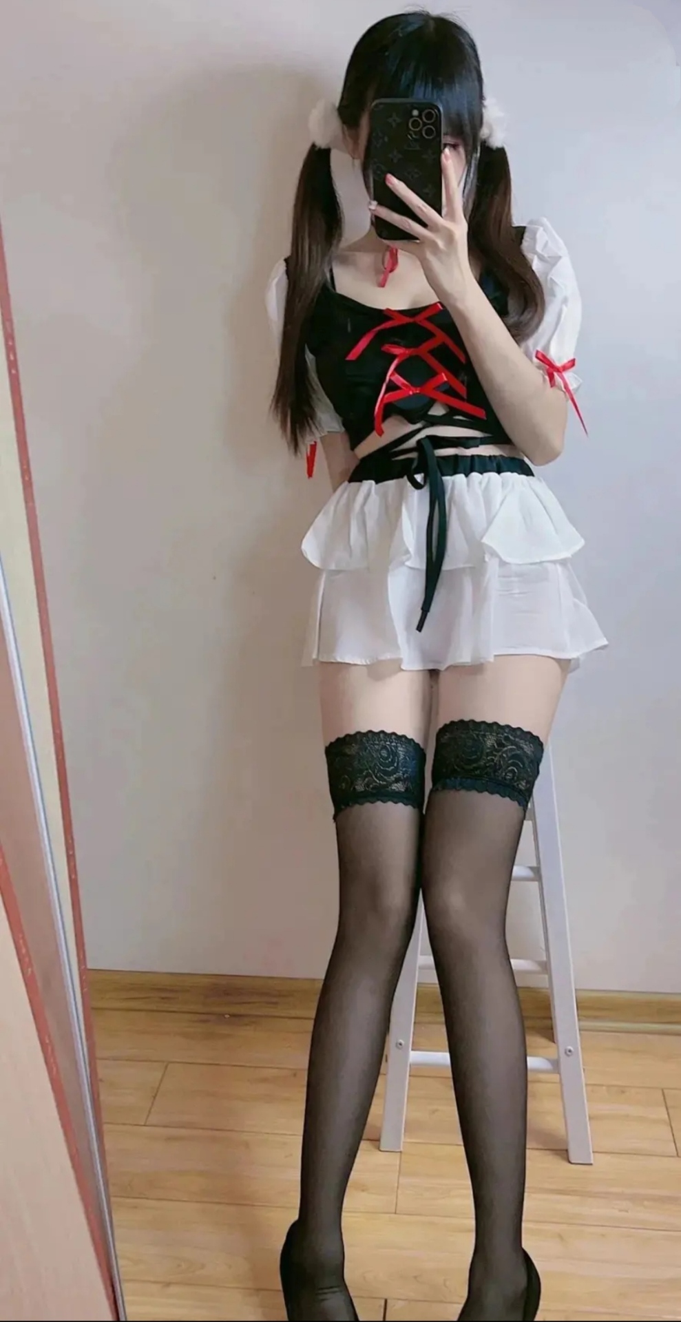 女僕微信壁紙